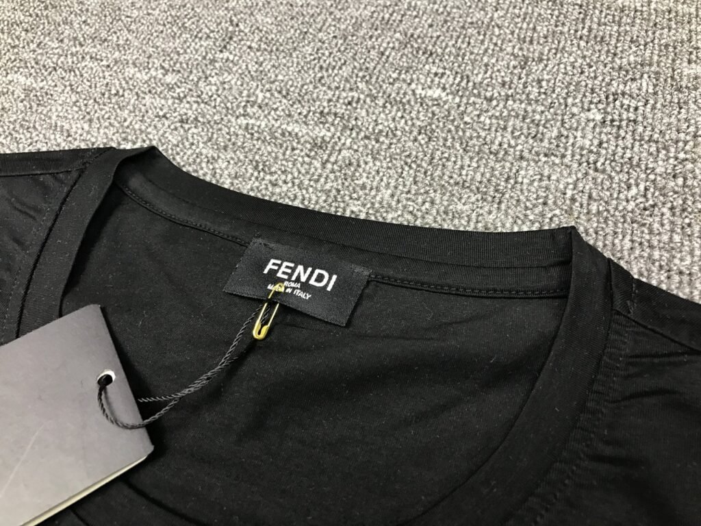 FENDI - T SHIRT - Image 4