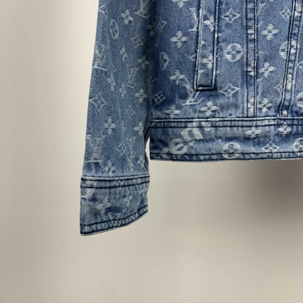 LOUIS VUITTON - JACKET - Image 5